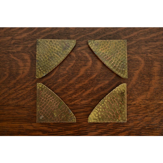 Roycroft Arts & Crafts Brass Finished Hammered Copper Blotter Corners With Leather Desk Blotter For Sale - Image 10 of 13
