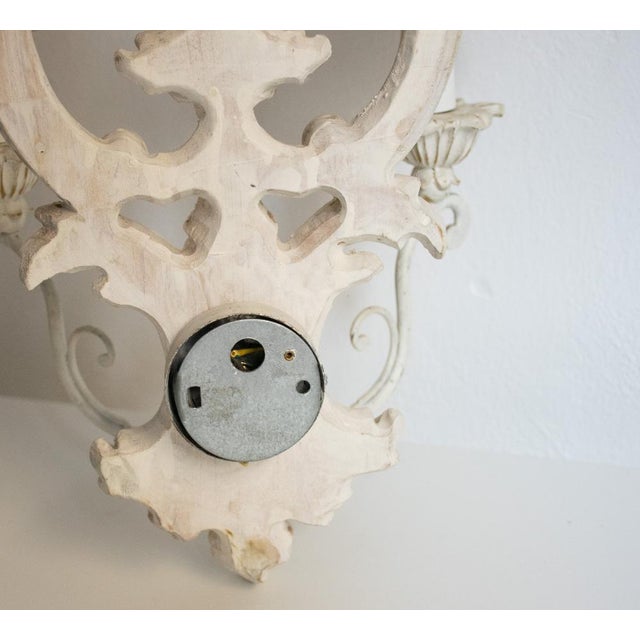 Italian Wall Light in Wood, 1970s For Sale - Image 3 of 9