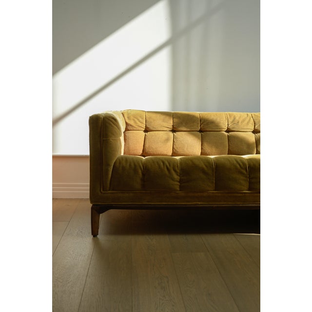 Maurice Bailey Biscuit Tufted Sofa Attributed to Maurice Bailey, Burnt Gold Velvet, 1960s Design For Sale - Image 4 of 13