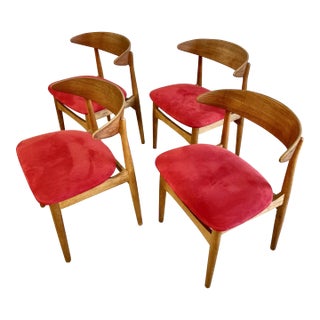 Danish Modern Curved Dining Chairs For Sale