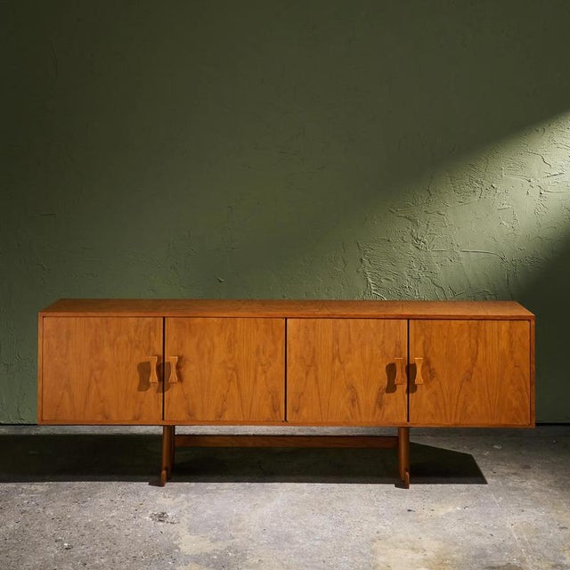 1960s Large Sideboard by Francesco Scapinnelli for Novo Rumo, Brazil, 1960s For Sale - Image 5 of 14