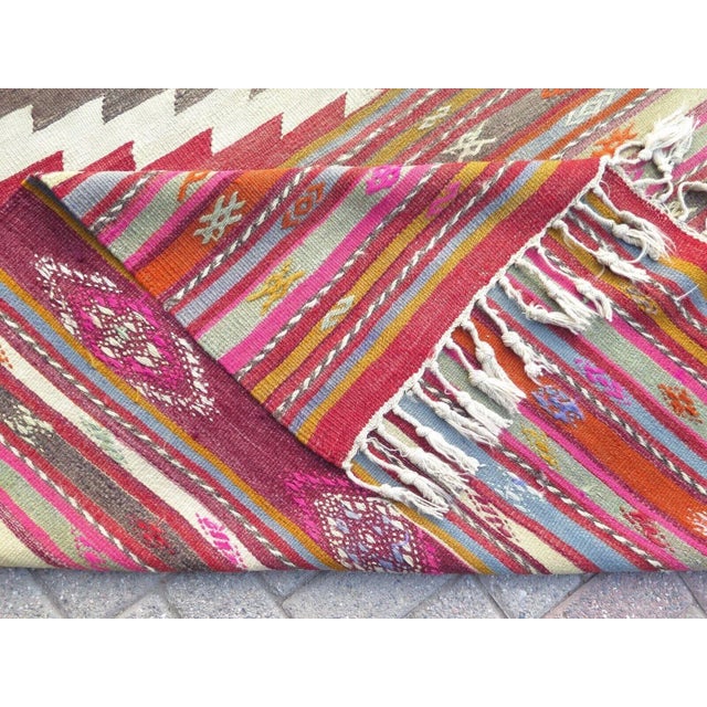 1960s Aztec Design Vintage Kilim Rug - 80"x124" For Sale - Image 12 of 13