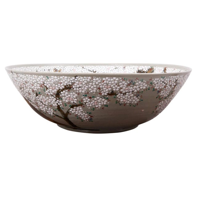 Hand-Painted Japanese Ceramic Bowl For Sale - Image 17 of 17