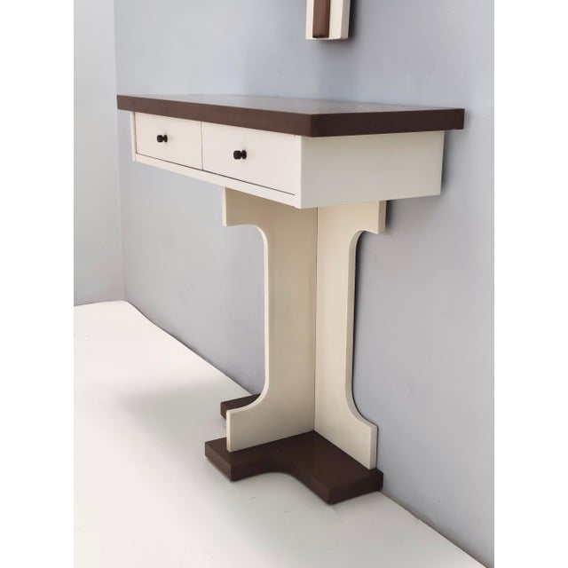 Postmodern Ivory Lacquered Walnut Wall Mirror and Console Table, Italy, 1970s, Set of 2 For Sale - Image 9 of 11