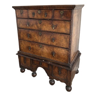18th Century English George II Burred Walnut Chest on Chest For Sale