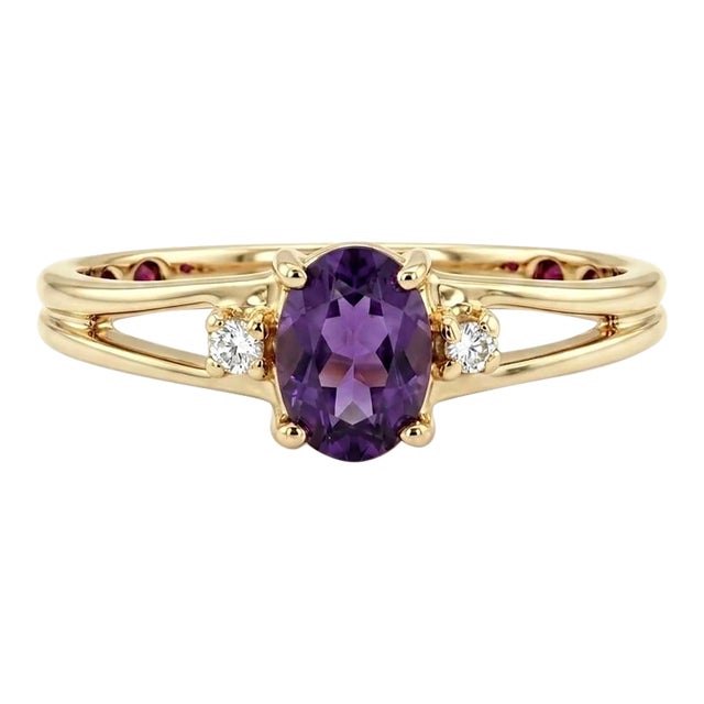 Beautiful Amethyst Wedding Ring - Febraury Birthstone Ring Us (All Sizes Available) For Sale