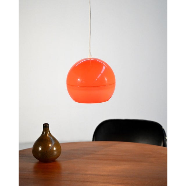 Space Age Orange Ceiling Lamp by Studio Tetrarch for Artemide, 1968 For Sale - Image 3 of 11
