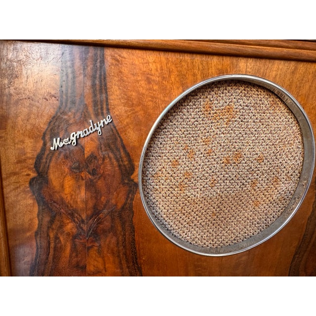 Vintage Italian Art Deco Magdadyne Radio and Cocktail Cabinet, 1930s For Sale - Image 11 of 18