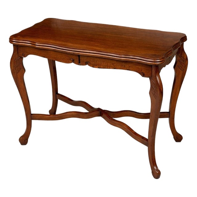 Vintage French Provincial Serpentine Side Table in Old Chapel Satin Walnut — Sculptural Cabriole Legs, Matching Companion Available (St275) For Sale