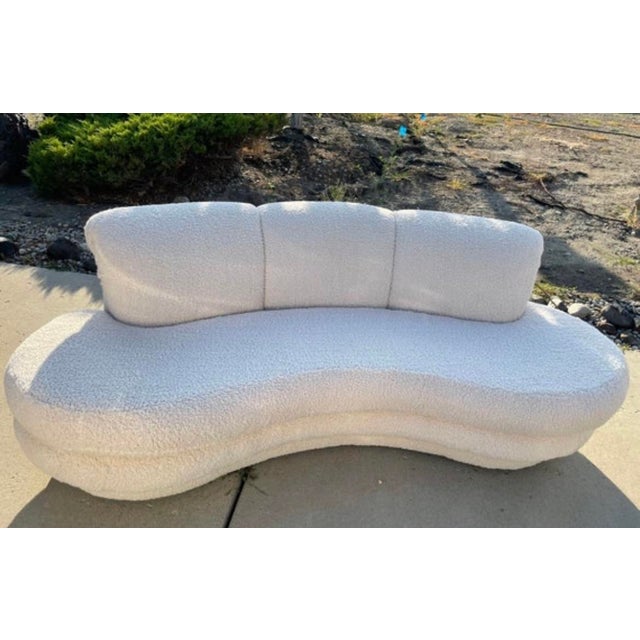 Q1980s Mid-Century Modern Adrian Pearsall Style Cloud Kidney Shaped Sofa For Sale In Los Angeles - Image 6 of 6