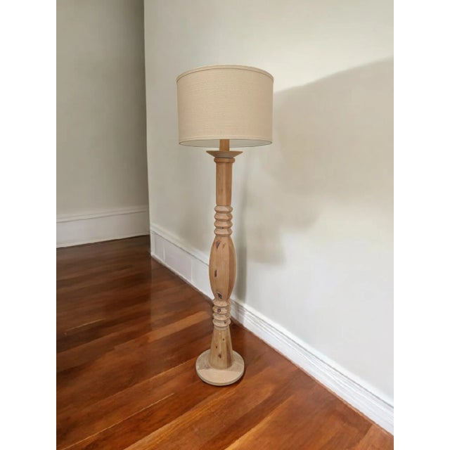 Vintage Sculptural Coastal Raw Wood Floor Lamp For Sale In Charlotte - Image 6 of 10