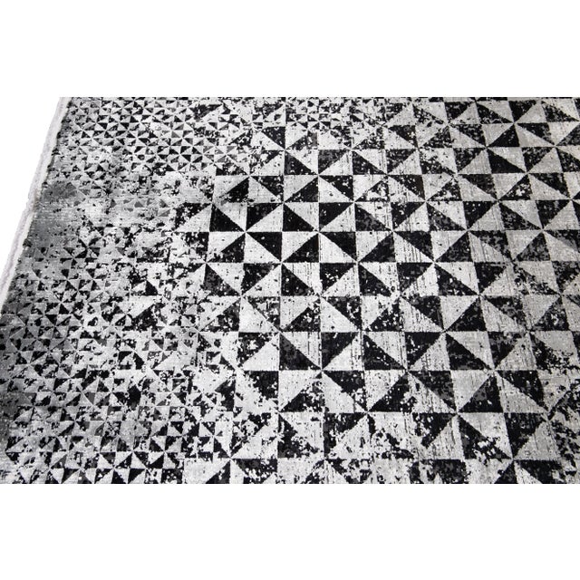 Gray Modern Wool and Silk Rug With Abstract Design For Sale - Image 10 of 11
