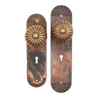 Vintage Fluted Bronze Passage Door Knob Set For Sale