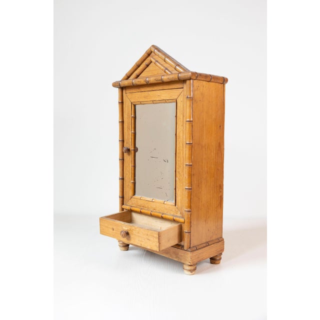 English Pine Bamboo Style Small Vitrine With Mirror For Sale In Atlanta - Image 6 of 7