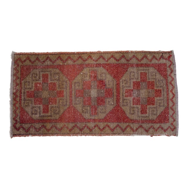 Textile Entryway Rug, Bath Mat, Kitchen Decor, Small Rug, Turkish Rug, Doormat 1'6" X 3'2" For Sale - Image 7 of 14
