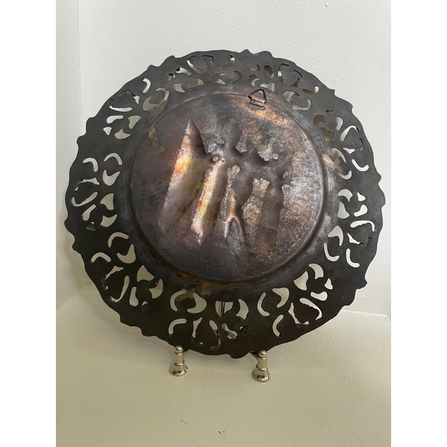 Mid 20th Century Vintage Egyptian Brass and Mixed Metals Plate of Three Musicians For Sale - Image 5 of 11