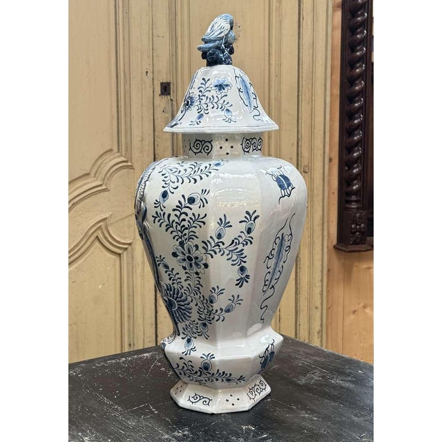 Large 19th Century Baluster Vase with Parrot Motif, Holland For Sale - Image 6 of 18
