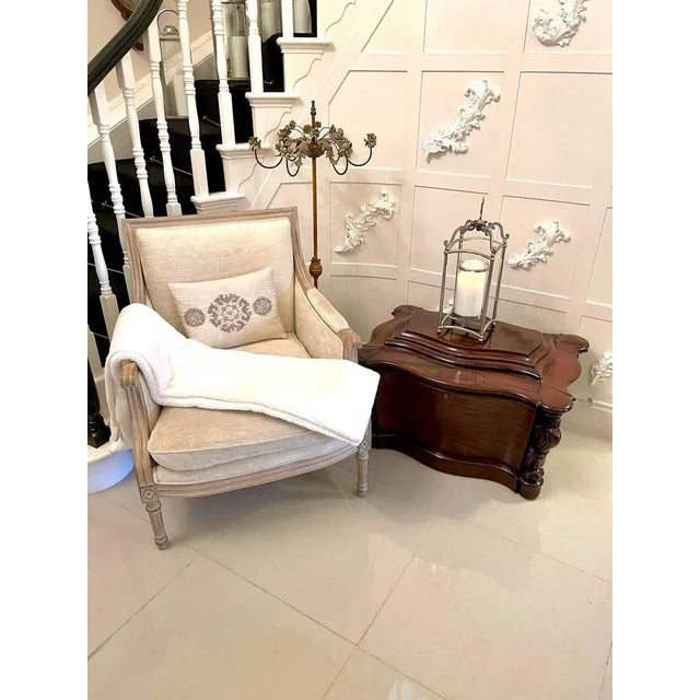 Outstanding quality antique william iv mahogany serpentine shaped wine cooler/cellarette having a magnificent quality...