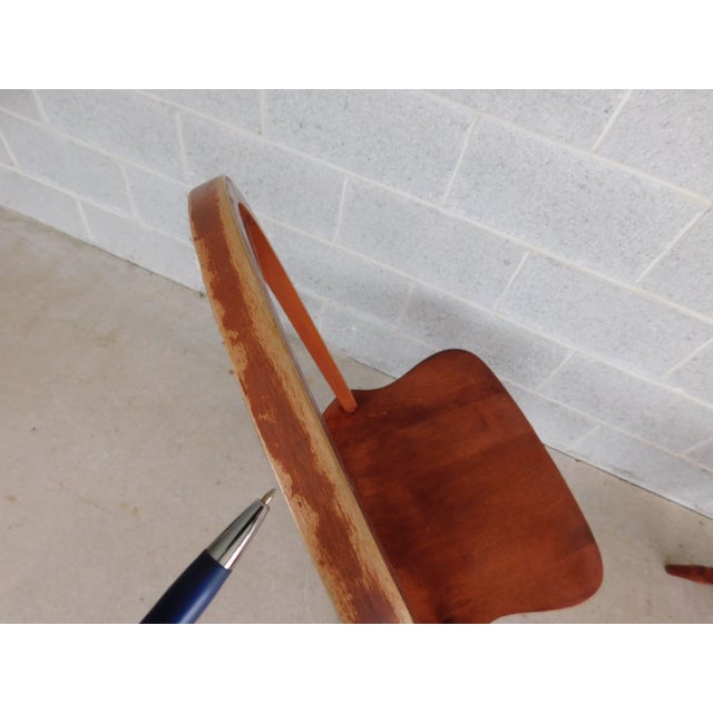 Bow Back Wheat Back Windsor Style Chairs - Set of 8 For Sale - Image 16 of 18