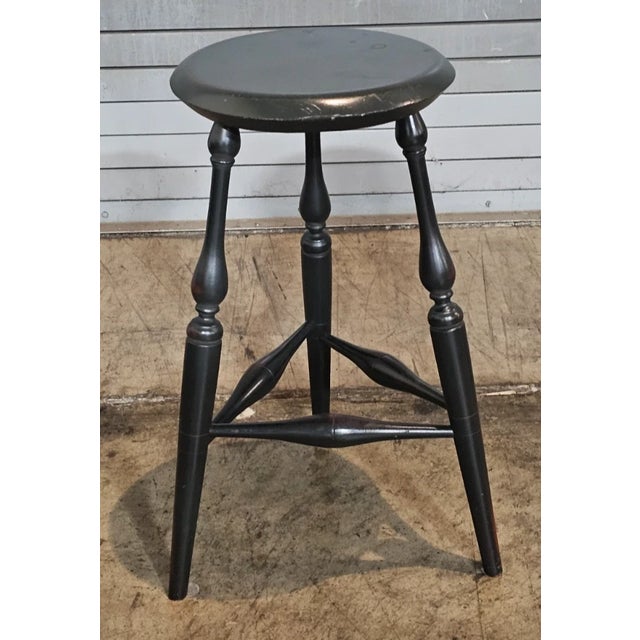 Late 20th Century Dark Green Windsor Tavern Stool Bench Made by Adriance Heritage Dartmouth, Mass For Sale - Image 4 of 10