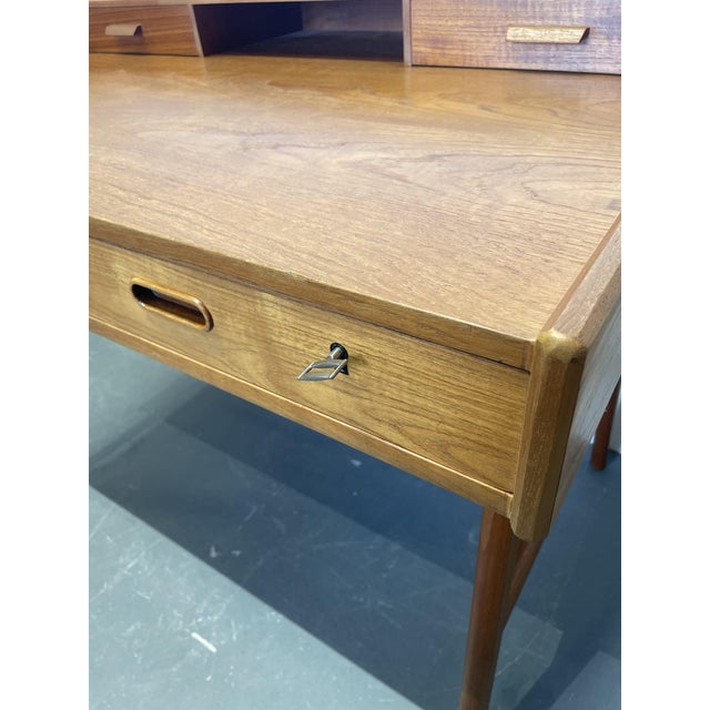 1960s Danish Teak Desk by Arne Wahl Iversen for Vinde Möbelfabrik, 1960 For Sale - Image 5 of 18