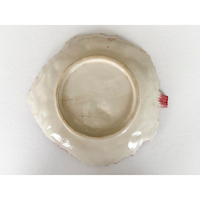 Faianças Belo Portugal Majolica Geranium Leaf Dishes, Set of 3 For Sale - Image 15 of 18