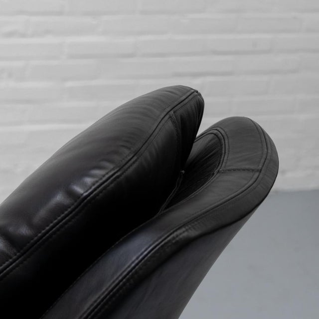 Set of P60 Chair and Ottoman by Vittorio Introini for Saporiti Italia, 1970s For Sale - Image 13 of 18