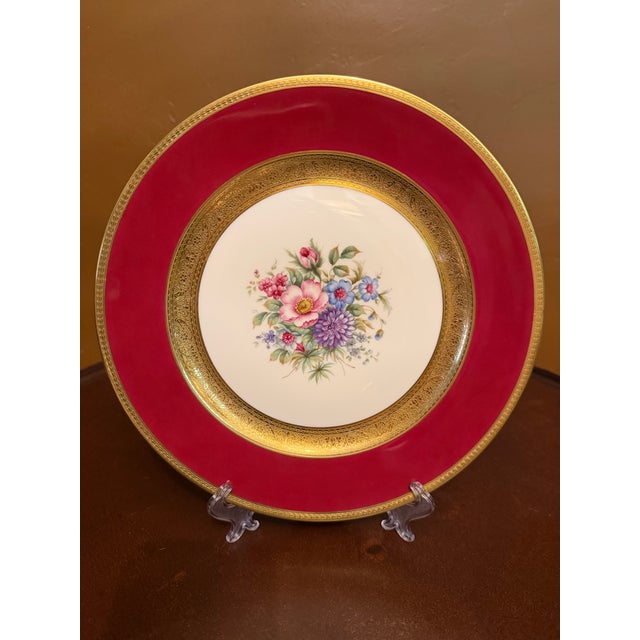 Rosenthal Bavaria #5554 Red and Gold Dinner Plates 11" - Set of 12 ca.1939 For Sale - Image 6 of 16