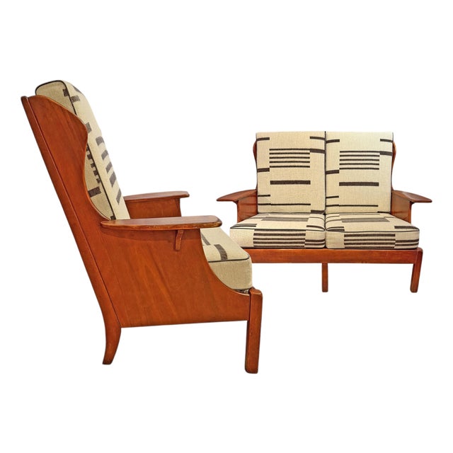 Suite of Vintage Cushman Paddle Arm Wingchair and Matching Settee For Sale