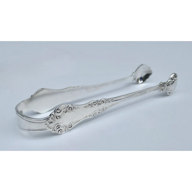 Rogers Bros. Vintage Victorian Era Simeon & George H. Rogers Co.., Silverplate Sugar Cube Serving Spoon Tongs For Sale - Image 4 of 11