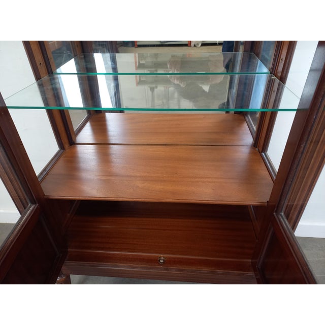 Louis XVI Mahogany Showcase, 1950s For Sale - Image 11 of 18