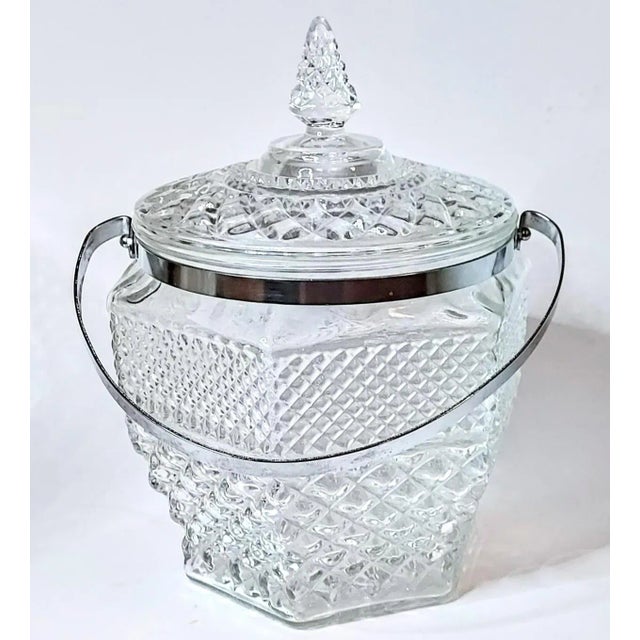 Mid-Century Modern Vintage Hollywood Regency Ice Bucket With Lid For Sale - Image 3 of 7