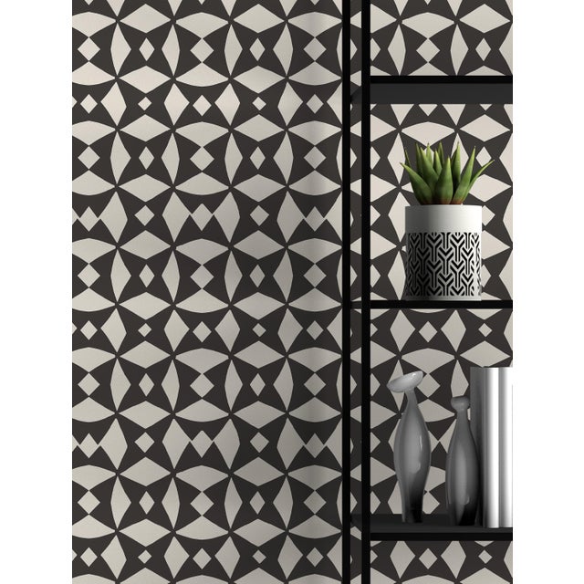 Non-woven fiber-based material with a smooth satin finish. We use the latest digital technology providing the highest...