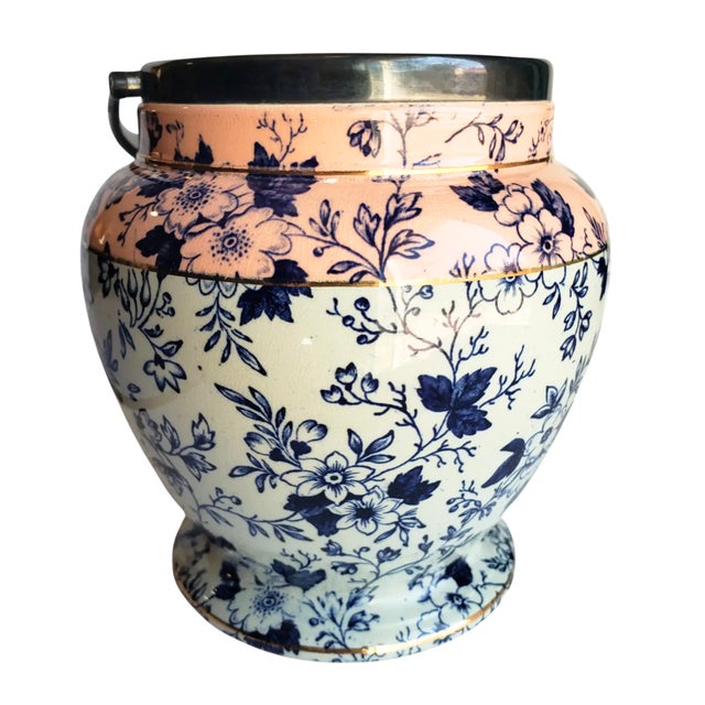 Antique English Flow Blue Jar | Vintage Biscuit Barrel Vase With Peach & Gilt For Sale In Los Angeles - Image 6 of 10