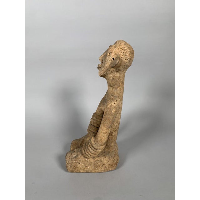 Tribal Title: Bankoni statuette, Mali, 13th-15th century, terracotta, red ochre, African tribal art For Sale - Image 3 of 9