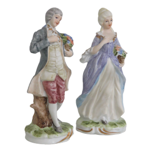 Rococo Style Porcelain Figurines Pair of 2 Courting Couple Made in Japan 5007b