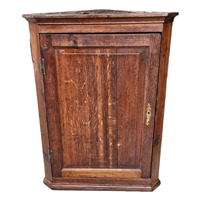 18th Century Federal Oak Corner Cabinet / Cupboard For Sale