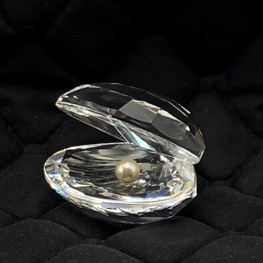 1990s Swarovski Crystal Oyster Shell With Pearl Figurine (#014389 Original Box, Certificate of Authenticity) For Sale - Image 5 of 17