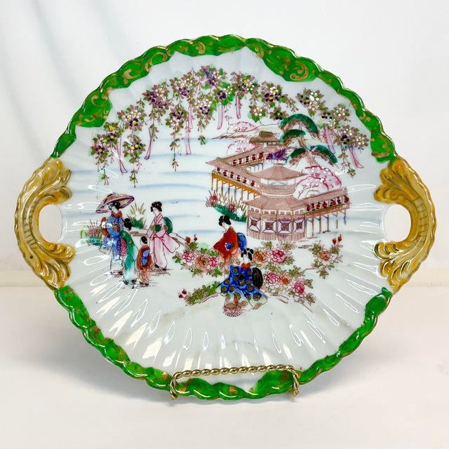 Bright Green Mid-Century Chinoiserie Hand Painted Japaneses Geisha Girls Bowl For Sale - Image 8 of 11