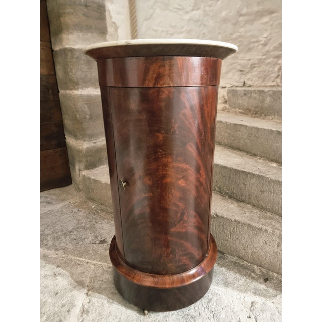 Antique French Empire Somno Bedside Table in Mahogany with Marble Top, 1805 For Sale - Image 6 of 13