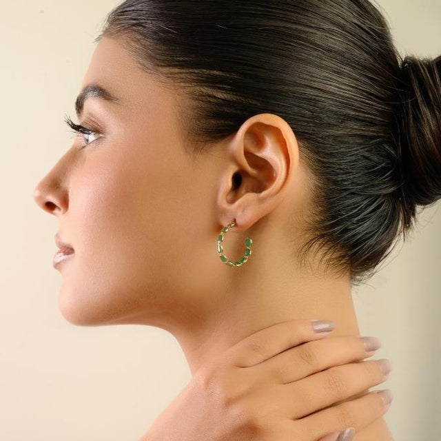 4.2 Carat Emerald Oval Chic Hoop Earrings in 18k Solid Gold for Women- A Pair For Sale In New York - Image 6 of 11