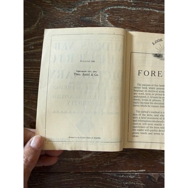 Black Audels New Electric Library Vol. XII 1946 Soft Leather Bound Electrical Reference Manual Electric Dictionary For Sale - Image 8 of 10