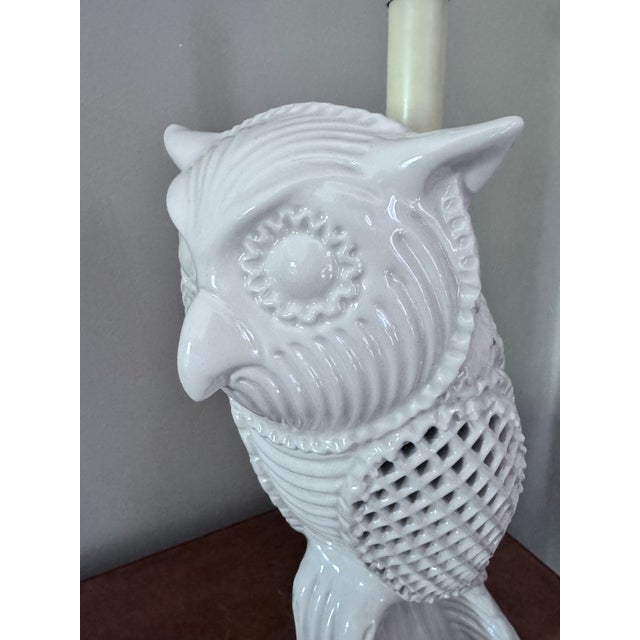 Mid 20th Century Italian Ceramic Blanc De Chine Owl Lamp For Sale In Saint Louis - Image 6 of 13