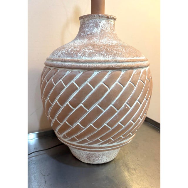 Postmodern 1980s Terra Cotta Brick Pattern Table Lamp For Sale - Image 3 of 3