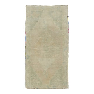 Vintage Gift-Sized Turkish Rug With Brown & Ivory Medallion Design - Rug & Kilim For Sale