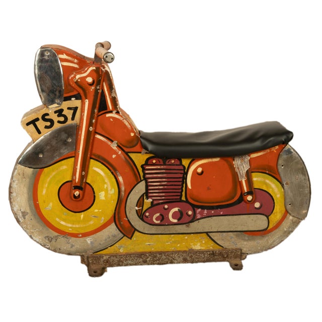 1940s American Amusement Park Motorcycle Motorbike Painted Carousel Carnival Ride For Sale - Image 10 of 12
