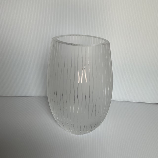 Mid-Century Modern Vintage Penelope Wurr Signed and Numberedj Studio Glass Ovoid Geometric Vase—8” For Sale - Image 3 of 8