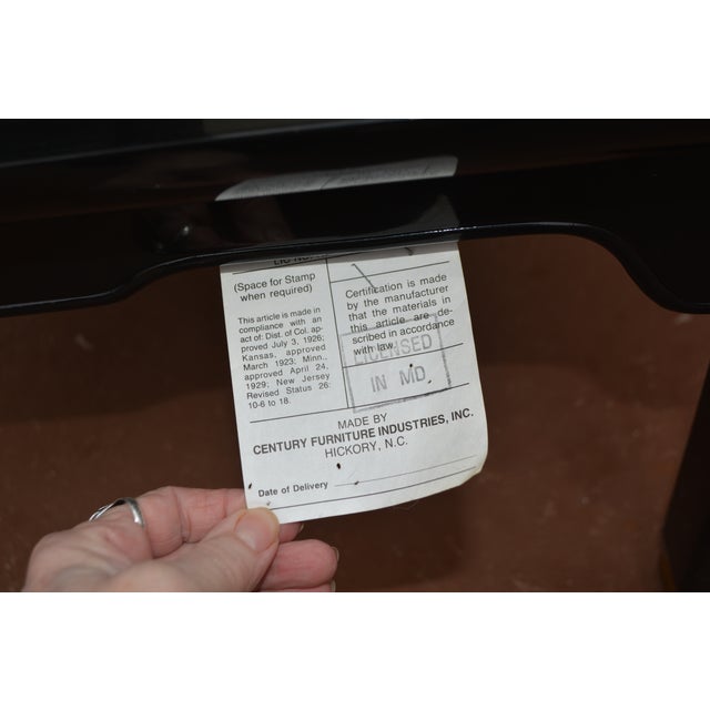 1980s Century Chair Co. Ming Black Lacquer & Brass Horseshoe Back Chair W/ White Seat For Sale - Image 16 of 18