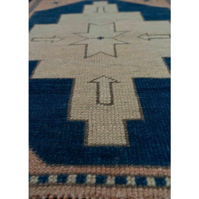 Turkish Mini Rug Oriental Hand Knotted Vintage Rug 1'10" x 2'5" #20619 For Sale In Houston - Image 6 of 8