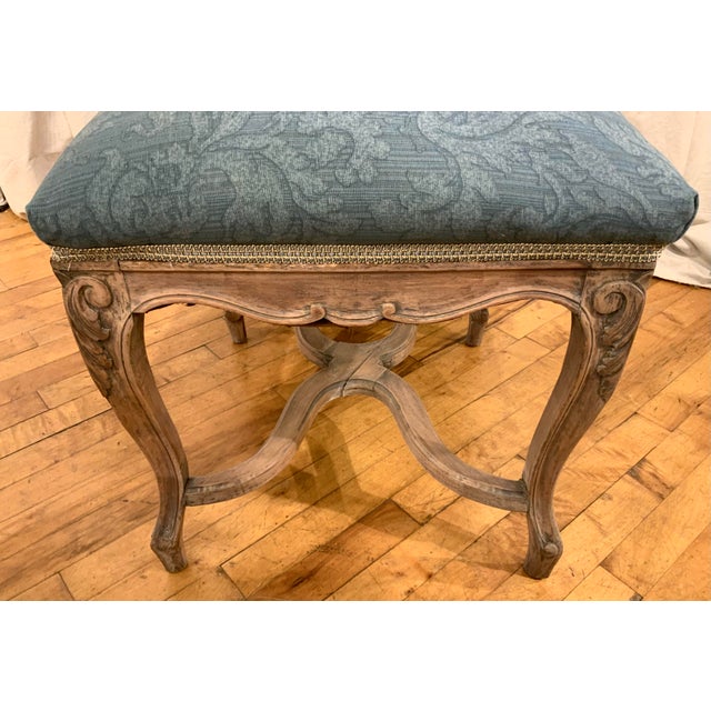 1920s Vintage Louis XV Style Upholstered Window Bench For Sale - Image 5 of 12